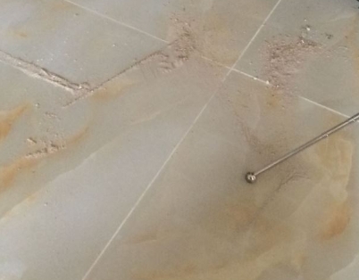 松江瓷砖空鼓维修公司分享粘合剂选择不当在瓷砖铺贴过程中可能导致以下问题